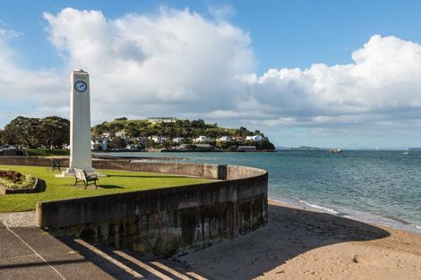 Photo of property in 7 Queens Parade, Devonport, Auckland, 0624