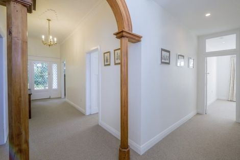 Photo of property in 72 Avenue North Road, Levin, 5510