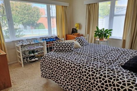 Photo of property in 17 Ilford Place, Awapuni, Palmerston North, 4412