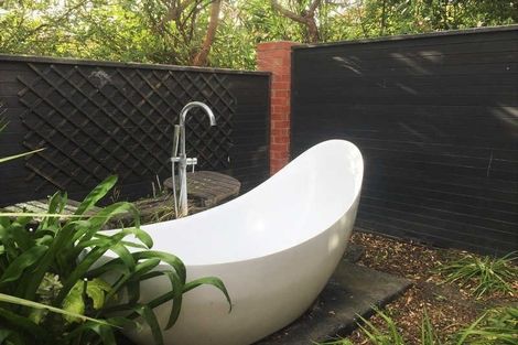 Photo of property in 54 Maffeys Road, Mount Pleasant, Christchurch, 8081