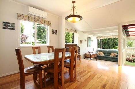 Photo of property in 68 Wallis Street, Raglan, 3225