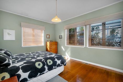 Photo of property in 76b Walmer Road, Point Chevalier, Auckland, 1022