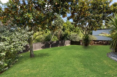 Photo of property in 43 Cockle Bay Road, Cockle Bay, Auckland, 2014