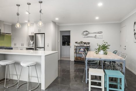 Photo of property in 35 Elmbridge Place, Owhata, Rotorua, 3010