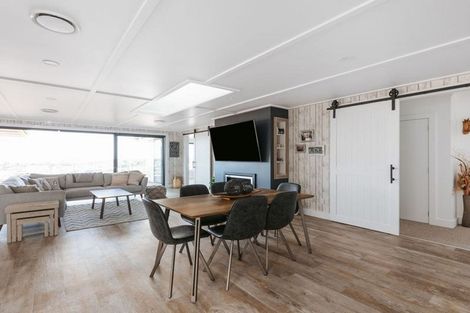 Photo of property in 4 Goldstone Place, Omokoroa, 3114