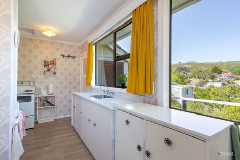 Photo of property in 16 Gear Terrace, Ranui, Porirua, 5024