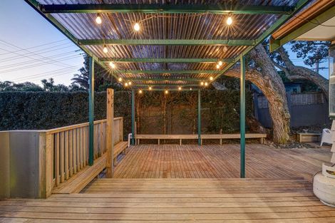 Photo of property in 108 Stanmore Bay Road, Stanmore Bay, Whangaparaoa, 0932