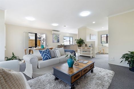 Photo of property in 52b Rimu Street, New Lynn, Auckland, 0600