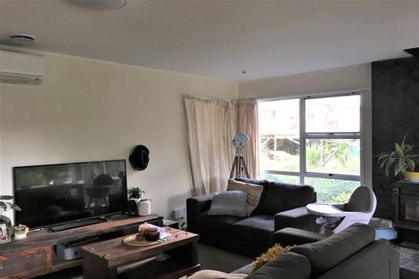 Photo of property in 1/25 Archers Road, Hillcrest, Auckland, 0629