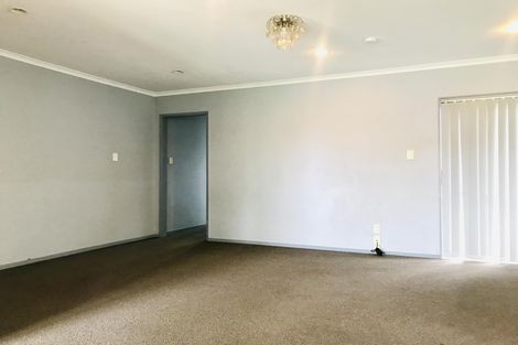 Photo of property in 100a Manuroa Road, Takanini, 2112