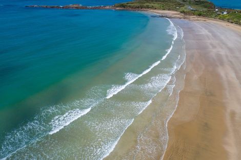 Photo of property in 511 Waikawa-curio Bay Road, Curio Bay, Tokanui, 9884