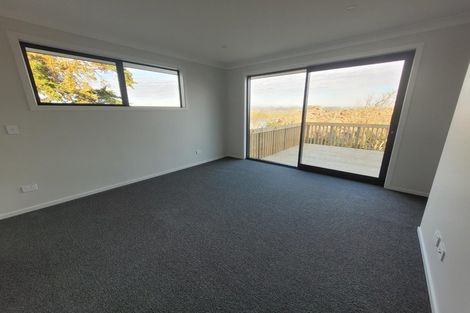 Photo of property in 15 Kawariki Road, Helensville, 0800