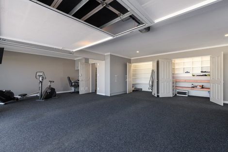 Photo of property in 3 Seaview Road, Otumoetai, Tauranga, 3110