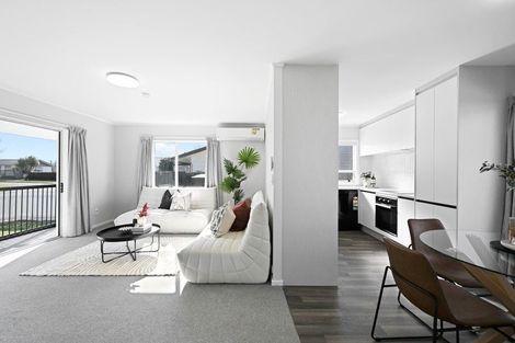 Photo of property in 15 Reeves Close, Fairview Downs, Hamilton, 3214