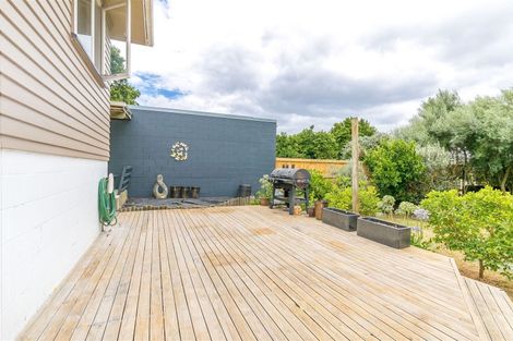 Photo of property in 8 Wanaka Place, Glenview, Hamilton, 3206