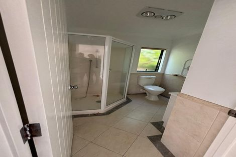 Photo of property in 132 Redoubt Road, Goodwood Heights, Auckland, 2105