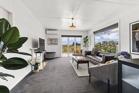 Photo of property in 56 Brois Street, Frankleigh Park, New Plymouth, 4310