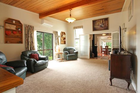 Photo of property in 68 Wallis Street, Raglan, 3225