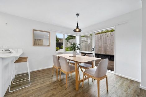 Photo of property in 54 Walworth Avenue, Pakuranga Heights, Auckland, 2010