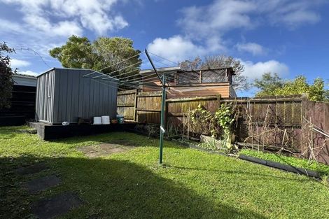 Photo of property in 4 Cushla Place, Massey, Auckland, 0614