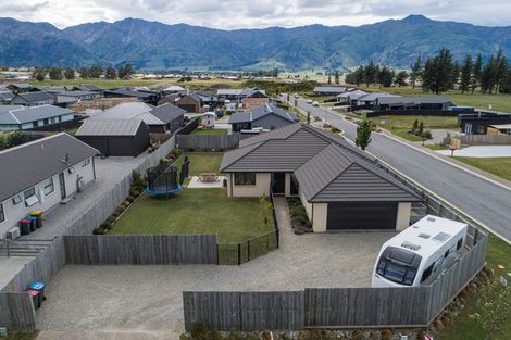Photo of property in 27 Bell Street, Lake Hawea, Wanaka, 9382