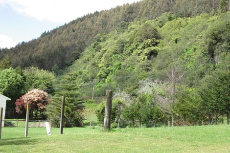 Photo of property in 1 Wharetoroa Drive, Rotoiti Forest, Rotorua, 3074