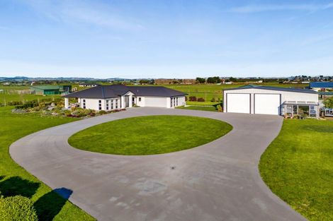 Photo of property in 60 Turangi Road, Motunui, Waitara, 4383