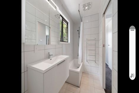 Photo of property in 179a Bridge Street, Bulls, 4818