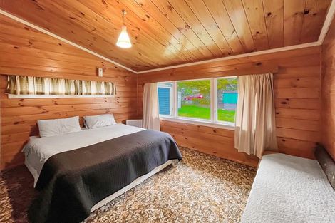 Photo of property in 2 Arataha Street, Motuoapa, 3382