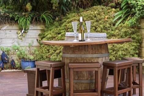 Photo of property in 33 Harbour View Road, Omokoroa, 3114