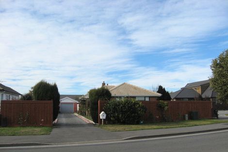 Photo of property in 4 Epsom Road, Sockburn, Christchurch, 8042