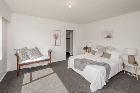 Photo of property in 6 Highbury Drive, Levin, 5510