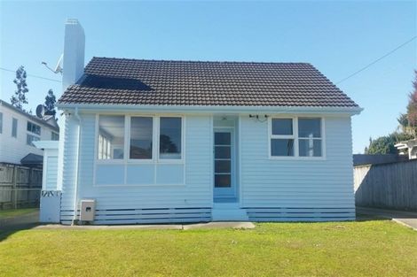 Photo of property in 4 Dowding Street, Melville, Hamilton, 3206