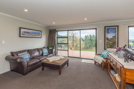 Photo of property in 36 Oakland Lane, Shannon, Palmerston North, 4474