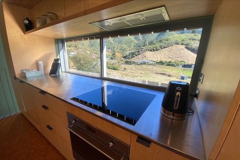 Photo of property in 16a Cornwall Street, Picton, 7220