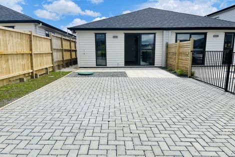 Photo of property in 20 Rorotu Avenue, Karaka, Papakura, 2113