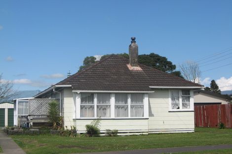 Photo of property in 55 Brois Street, Frankleigh Park, New Plymouth, 4310