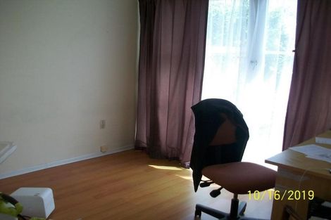 Photo of property in 228 Forrest Hill Road, Forrest Hill, Auckland, 0620