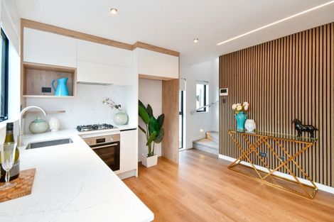 Photo of property in 1/30 Wellesley Road, Mangere Bridge, Auckland, 2022