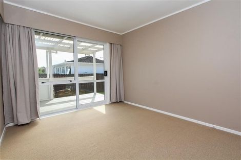 Photo of property in 2 Norfolk Place, Pukete, Hamilton, 3200