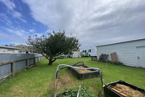 Photo of property in 34 Matipo Street, Castlecliff, Whanganui, 4501