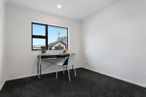 Photo of property in 24 Rose Leigh Drive, Cambridge, 3434