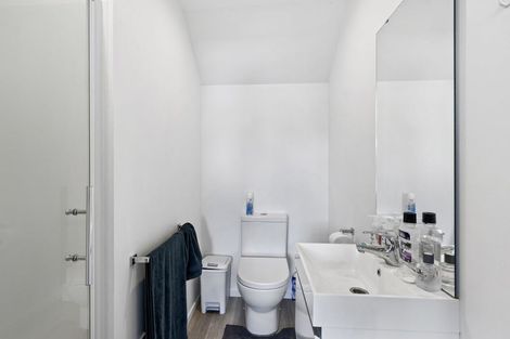 Photo of property in 138c Holly Road, St Albans, Christchurch, 8014