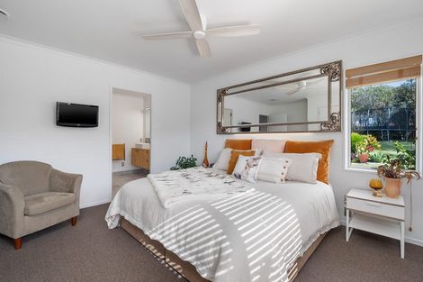 Photo of property in 98 Denny Hulme Drive, Mount Maunganui, 3116