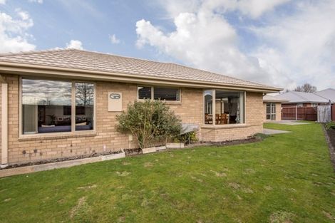 Photo of property in 47 Carradale Avenue, Broomfield, Christchurch, 8042