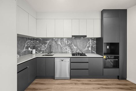 Photo of property in 8 Sunnybrae Road, Hillcrest, Auckland, 0627