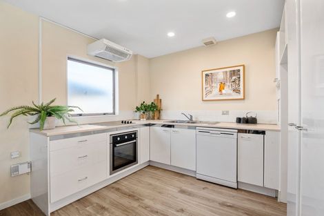 Photo of property in 6/7 Harlston Road, Mount Albert, Auckland, 1025