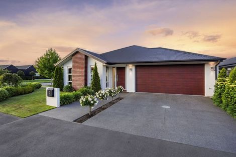 Photo of property in 18 Taiore Crescent, Marshland, Christchurch, 8083