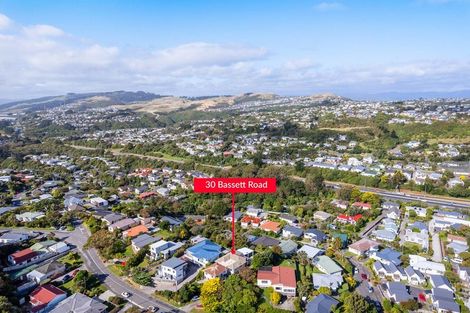 Photo of property in 30 Bassett Road, Johnsonville, Wellington, 6037