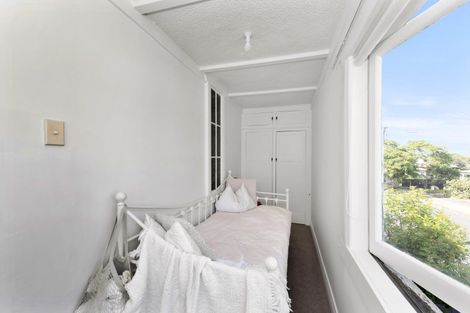 Photo of property in 4 Walters Road, Mount Wellington, Auckland, 1062